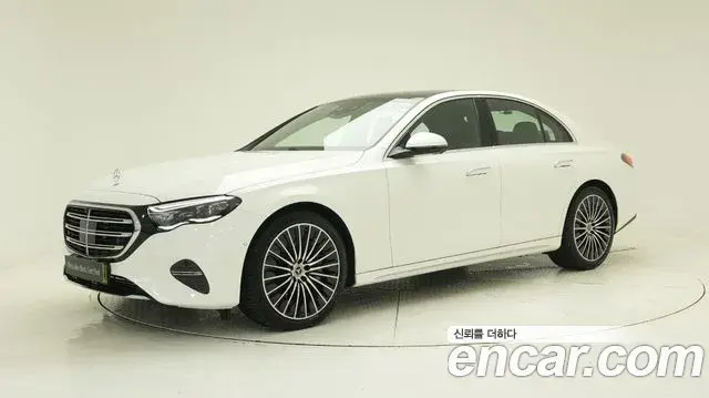 Mercedes-Benz E-Class 2025 — ფოტო 2/17