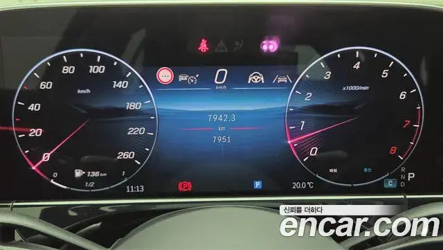 Mercedes-Benz E-Class 2025 — ფოტო 16/17