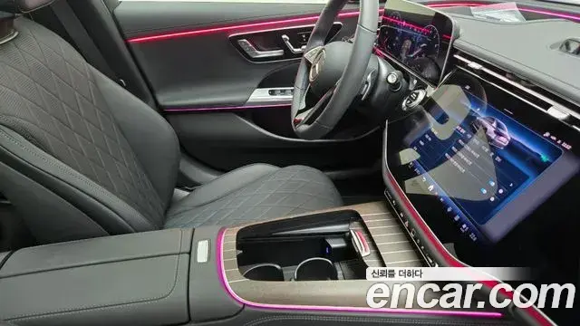 Mercedes-Benz E-Class 2025 — ფოტო 11/17