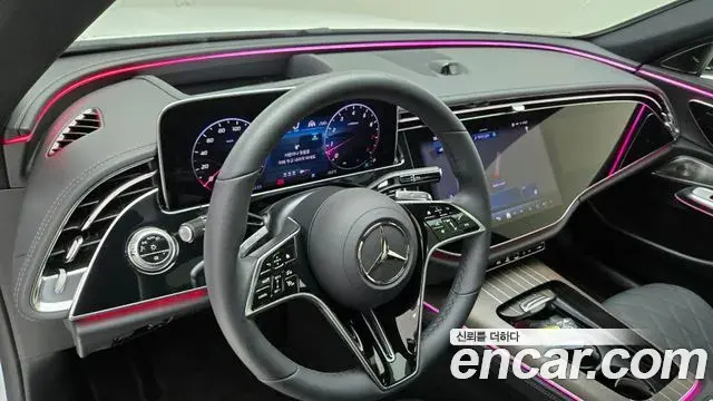 Mercedes-Benz E-Class 2025 — ფოტო 10/17