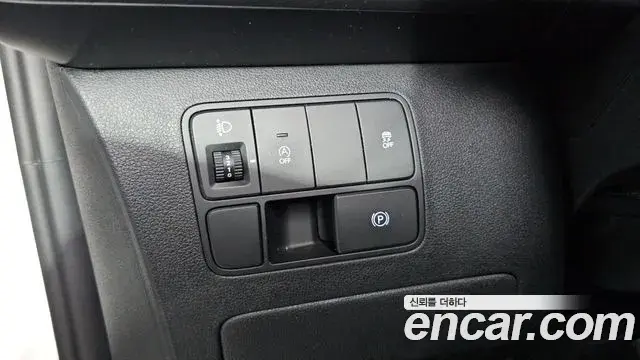 Hyundai Staria 2022 — Фото 15/20