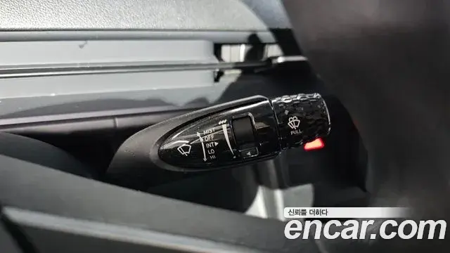 Hyundai Staria 2022 — ფოტო 13/30