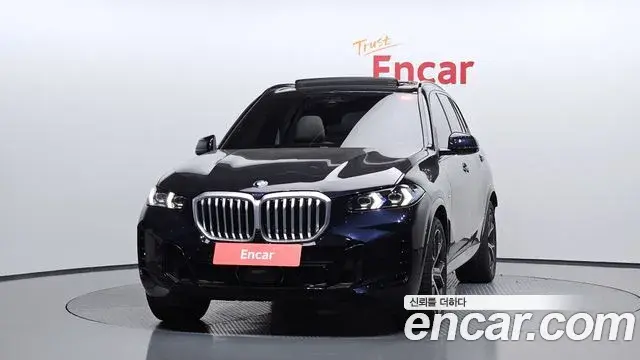 BMW X5 2025 — ფოტო 27/33