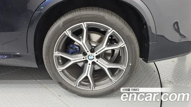 BMW X5 2025 — ფოტო 5/33