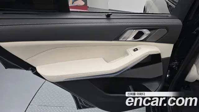 BMW X5 2025 — ფოტო 10/33