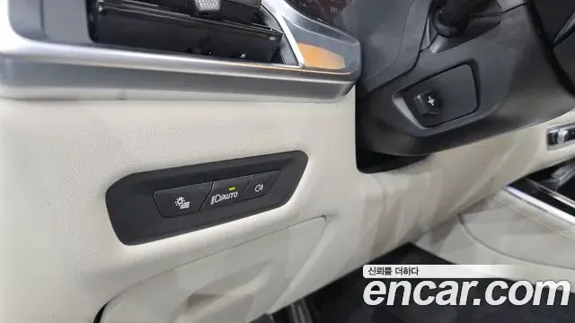 BMW X5 2025 — ფოტო 20/33