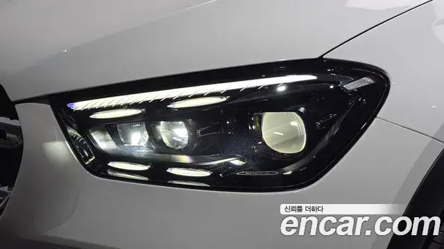 Mercedes-Benz GLE-Class 2024 — ფოტო 21/35