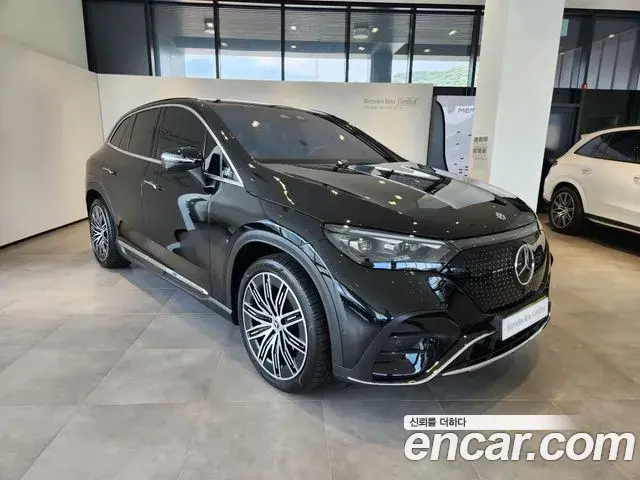 Mercedes-Benz EQE SUV 2025 — Şəkil 13/20