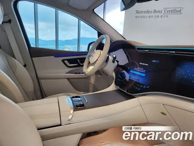 Mercedes-Benz EQE SUV 2025 — Şəkil 14/20
