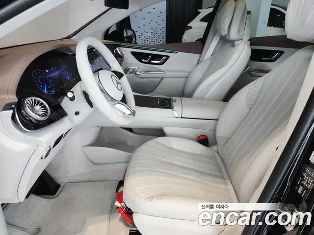 Mercedes-Benz EQE SUV 2025 — Şəkil 9/20