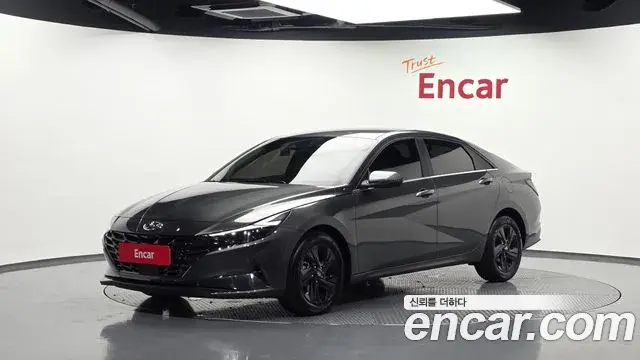 Hyundai Avante 2023 — Фото 1/20
