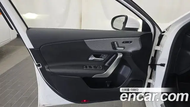 Mercedes-Benz A-Class 2021 — ფოტო 5/30
