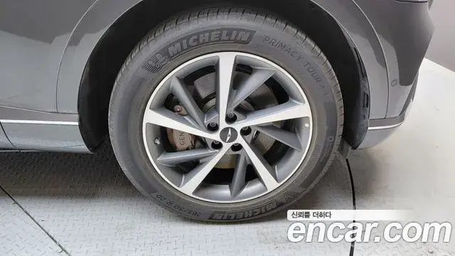 Genesis GV80 2024 — ფოტო 17/32