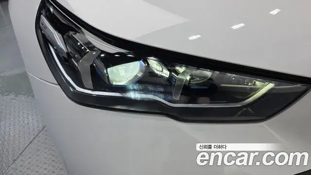 BMW 5 Series 2024 — Photo 13/34