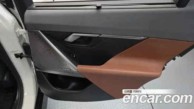 BMW 5 Series 2024 — Photo 7/34