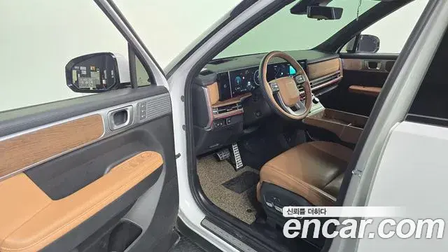 Hyundai Santa Fe 2023 — ფოტო 8/20