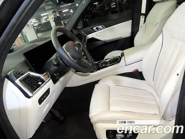 BMW X5 2025 — Photo 17/20