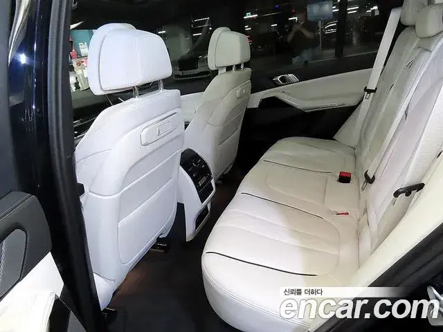 BMW X5 2025 — Photo 6/20