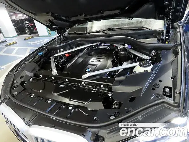 BMW X5 2025 — Photo 15/20