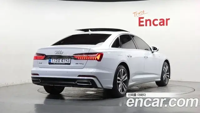 Audi A6 2023 — Photo 18/31