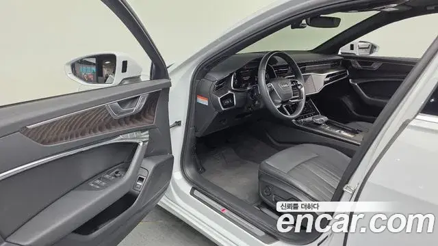 Audi A6 2023 — Photo 25/31