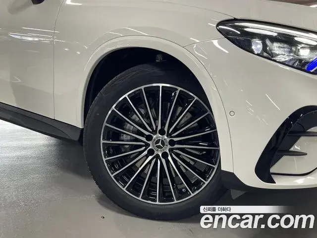 Mercedes-Benz GLC-Class 2026 — Фото 8/16