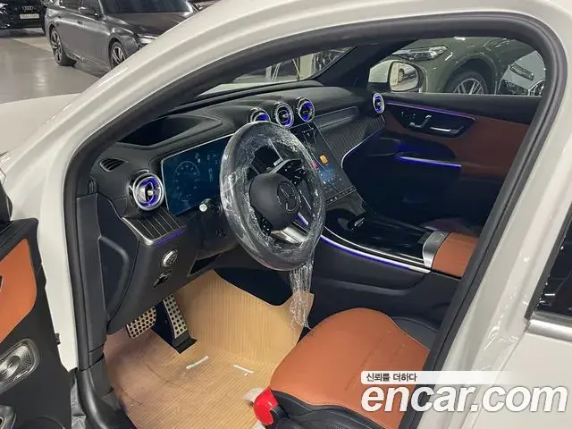 Mercedes-Benz GLC-Class 2026 — Фото 12/16