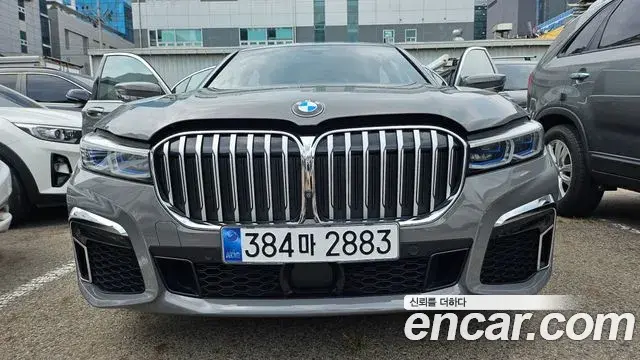 BMW 7 Series 2021 — ფოტო 1/20