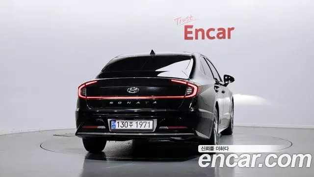 Hyundai Sonata 2022 — Фото 3/20