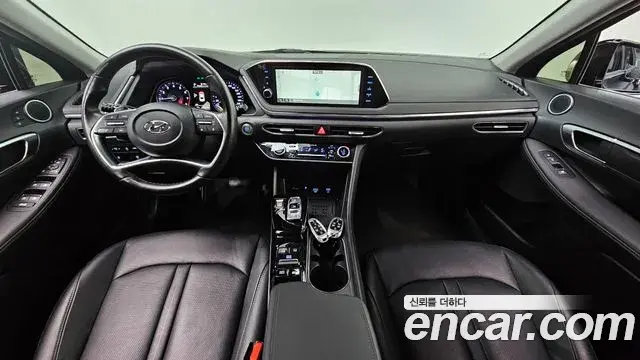Hyundai Sonata 2022 — Фото 6/20