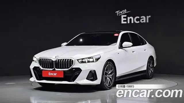 BMW 5 Series 2025 — Şəkil 26/30