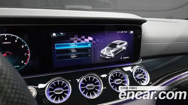 Mercedes-Benz AMG GT 2021 — Фото 16/20