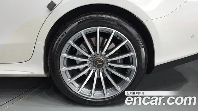 Mercedes-Benz AMG GT 2021 — Şəkil 33/33