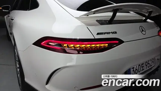 Mercedes-Benz AMG GT 2021 — Şəkil 27/33