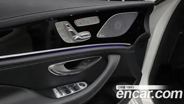 Mercedes-Benz AMG GT 2021 — Şəkil 20/33