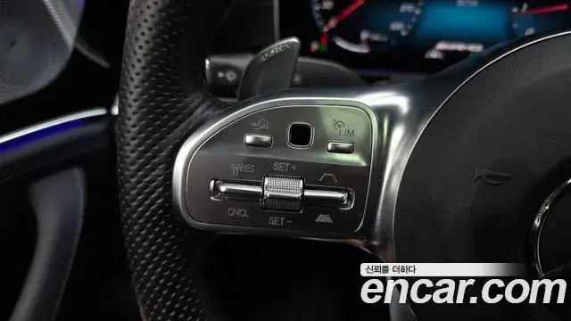 Mercedes-Benz AMG GT 2021 — Şəkil 7/33