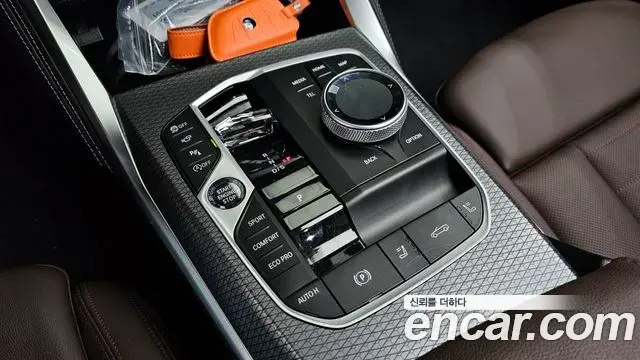 BMW 4 Series 2025 — Photo 9/20