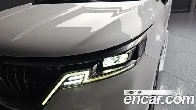 Kia Carnival 2021 — Şəkil 4/32