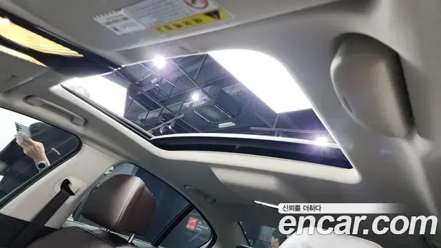 BMW 5 Series 2018 — ფოტო 16/20