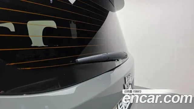 Jeep Renegade 2022 — Şəkil 17/32