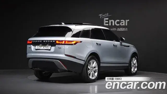Land Rover Range Rover Velar 2018 — Şəkil 17/31