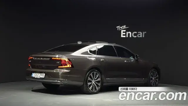 Volvo S90 2021 — Şəkil 9/20