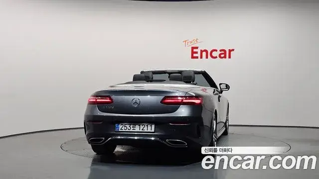 Mercedes-Benz E-Class 2018 — Фото 4/20
