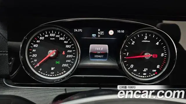 Mercedes-Benz E-Class 2018 — Фото 8/20