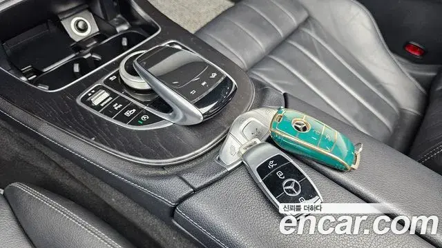 Mercedes-Benz E-Class 2018 — Фото 15/20