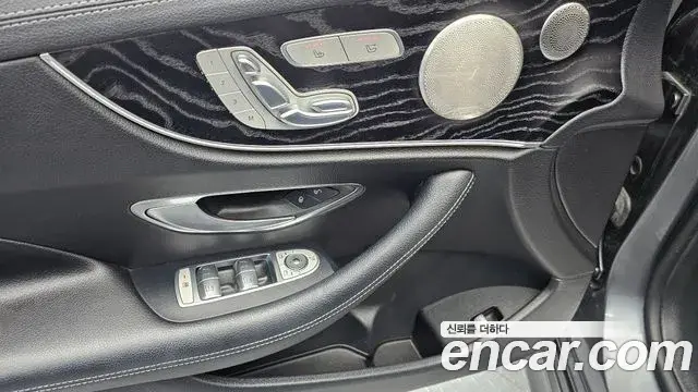 Mercedes-Benz E-Class 2018 — Şəkil 2/30