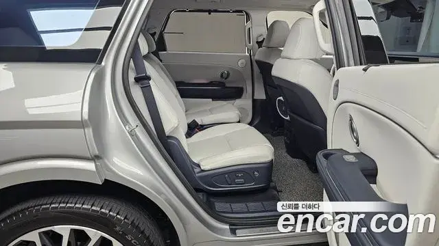 Hyundai Palisade 2025 — Photo 19/34