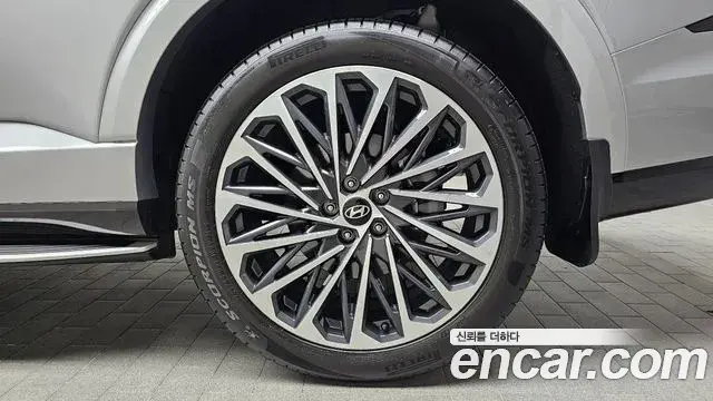 Hyundai Palisade 2025 — Photo 8/34