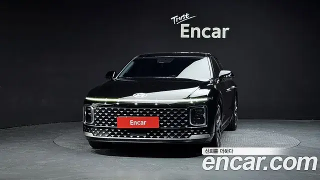 Hyundai Grandeur Hybrid 2023 — ფოტო 24/34
