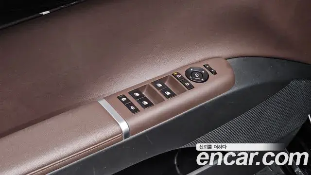 Hyundai Grandeur Hybrid 2023 — ფოტო 10/34